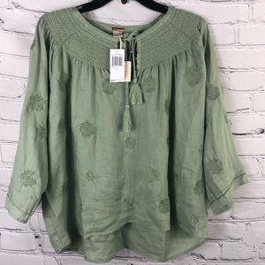 Magaschoni Linen elbow length sleeve peasant top . Eucalyptus Green. Size:(L)